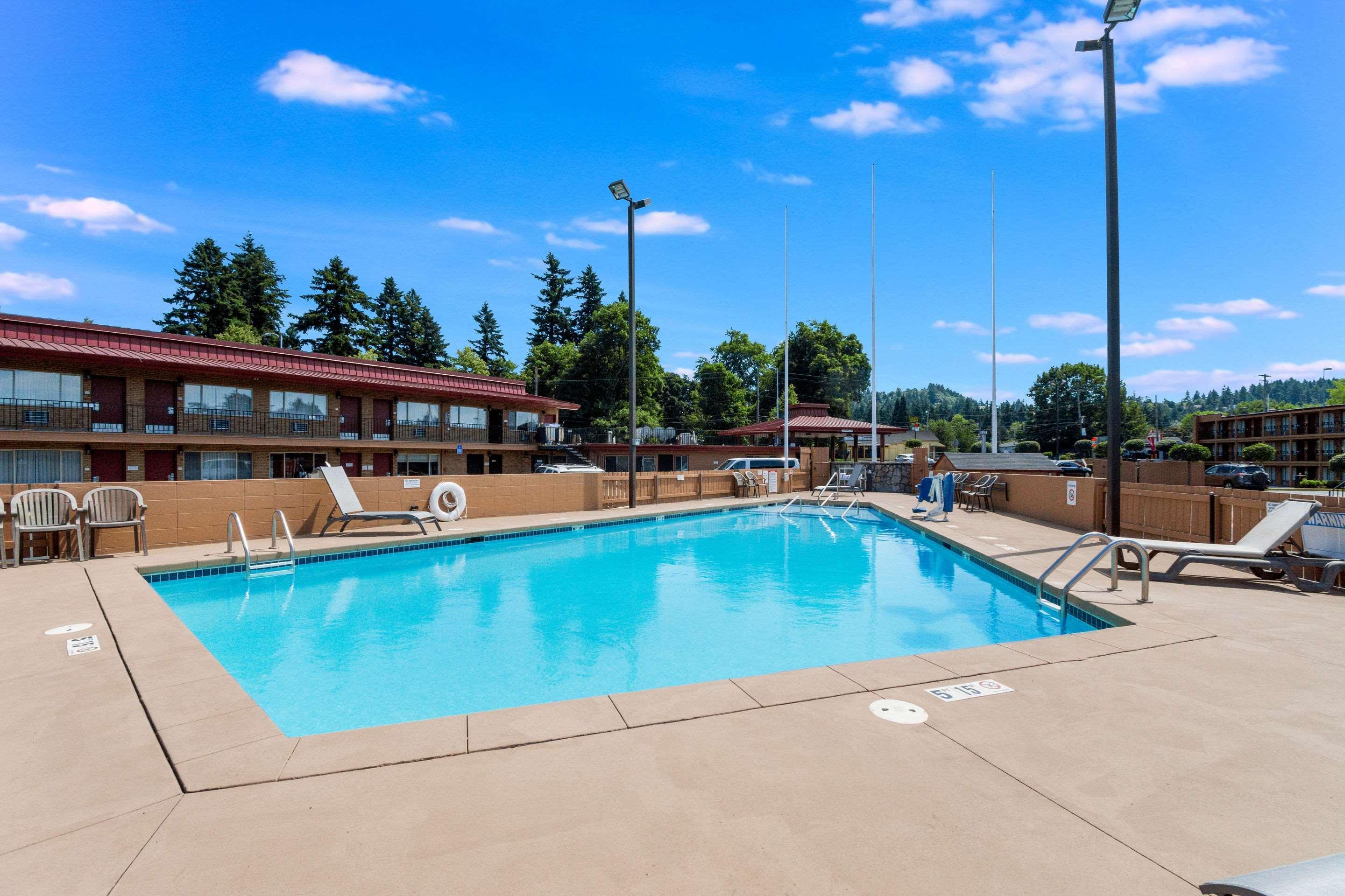 Rodeway Inn Portland Airport Exterior photo